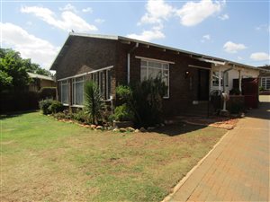 4 Bed House in Heidelberg Central