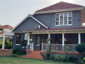 4 Bed House in Morningside