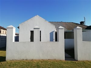 3 Bed House in Kensington