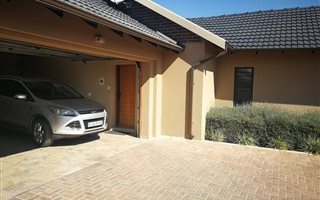3 Bedroom House in Brackenhurst