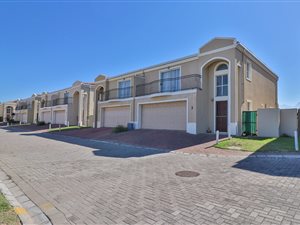 3 Bedroom Townhouse in Whispering Pines