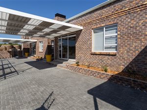 3 Bed Cluster in Fairview