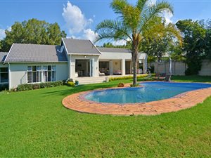 4 Bed House in Paulshof
