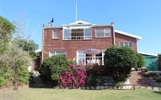 3 Bedroom House in Cape St Francis