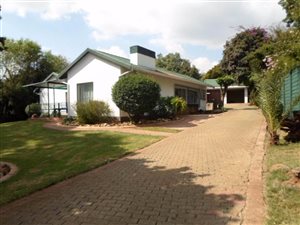 4 Bed House in Cresta