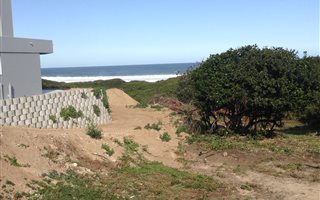 864 m² Land available in Glentana