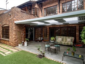 3 Bed Duplex in Essenwood
