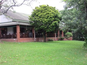 4 Bed House in Marina Beach