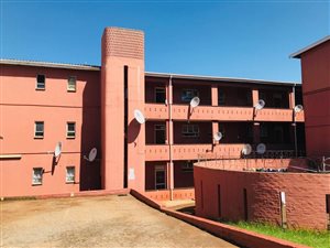 2 Bed Apartment in Fairview