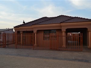3 Bedroom House in Ikageng