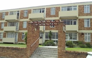 1 Bedroom Apartment in Strand Central