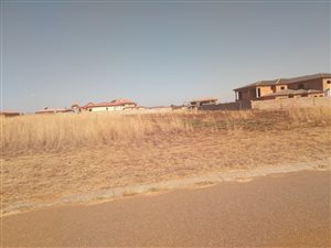 1000 m² Land available in Cultura Park