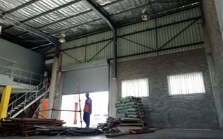 280 m² Industrial space in Lea Glen
