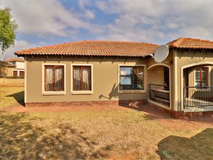 3 Bed House in Meyersig Lifestyle Estate