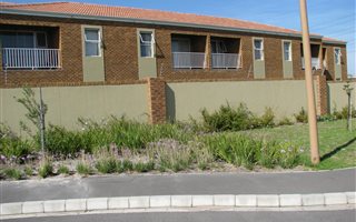 2 Bedroom Apartment in Protea Heights