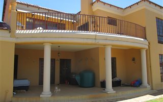 5 Bedroom House in Henley on Klip