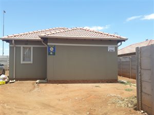 3 Bed House in Rosslyn
