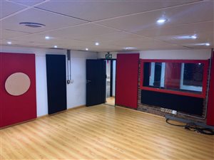 178 m² Office Space in Milpark