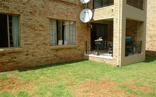 3 Bedroom Townhouse in Vanderbijlpark SW