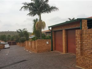 3 Bed Simplex in Rangeview
