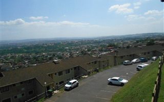 3 Bedroom Apartment in Southgate