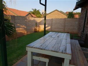 2 Bed Townhouse in Highveld