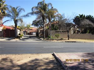 3 Bed Apartment in Safari Gardens