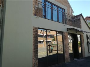 76 m² Commercial space in Overport