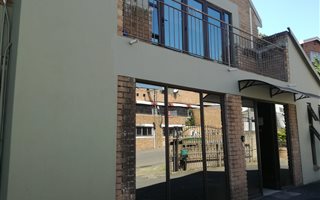 76 m² Commercial space in Overport