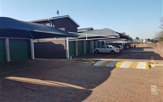 2 Bedroom House in Dayanglen