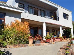 4 Bed House in Mountainside