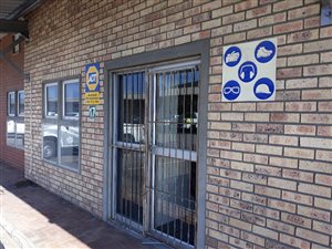 161 m² Industrial space in Alton