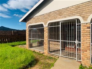4 Bed House in Victoria Park