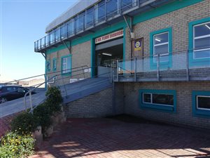 1200 m² Commercial space in Heiderand