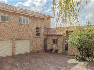 3 Bed House in Amberfield Heights