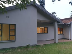 4 Bed House in Meerensee