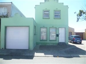 3 Bedroom House in Strandfontein