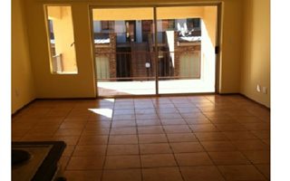 2 Bedroom Apartment in Wilgeheuwel