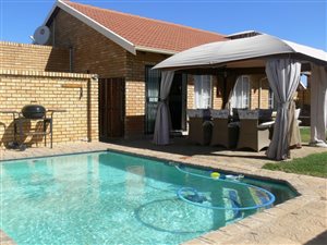 3 Bed Townhouse in Sinoville