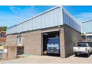 158 m² Industrial space in Jacobs