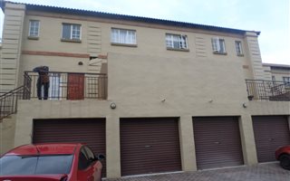 3 Bedroom Duplex in Castleview