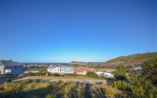 934 m² Land available in Robberg Ridge