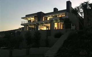 3 Bedroom House in Featherbrooke Estate