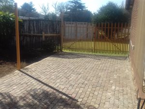 3 Bed House in Estera