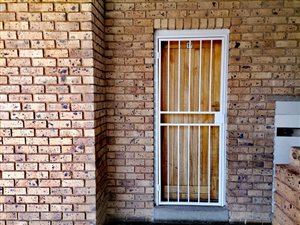 2 Bed Apartment in Kempton Park Central