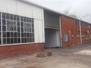 1231 m² Industrial space in Pinetown Central