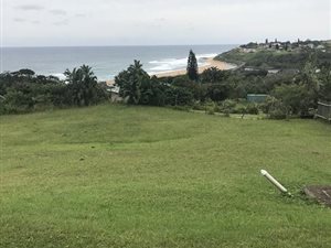 1600 m² Land available in Bazley Beach