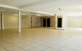 192.050003051758 m² Retail Space in Fontainebleau