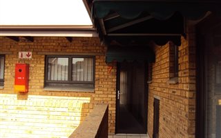 80 m² Commercial space in Alberton