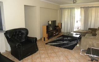 2 Bedroom Townhouse in Moreleta Park